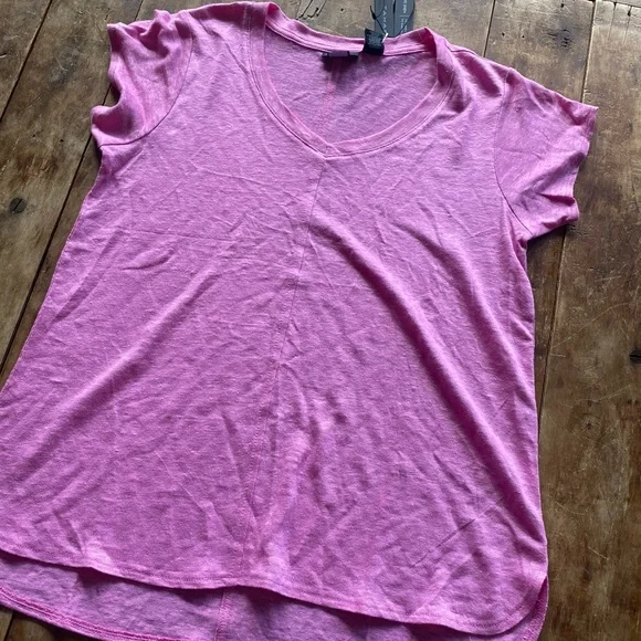 LUXE LINEN pink tee by TAHARI (some of the pic looks purple-ish but it's pink!) - Picture 3 of 8